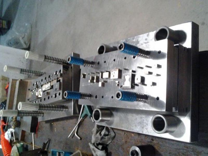 吴旗模具制造-12