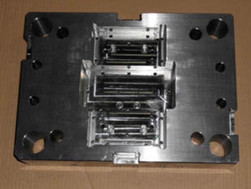 吴旗精密塑料模-06